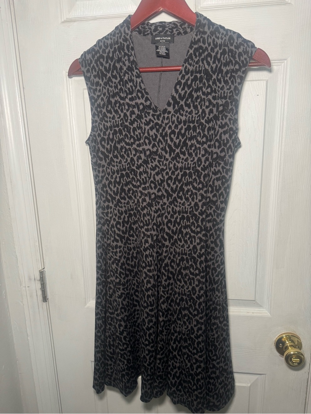 Lord & Taylor Black and Gray Leopard Print Sleeveless V-Neck Dress